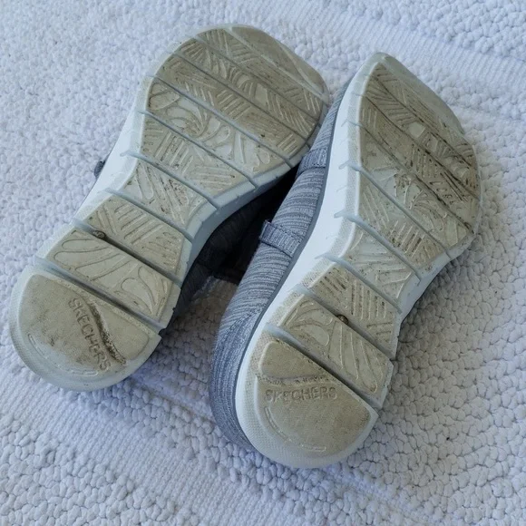 SKECHERS SLIP-ONS - Picture 6 of 10